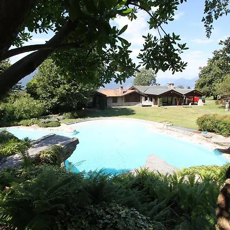 Luino Guest House Βίλα Luino