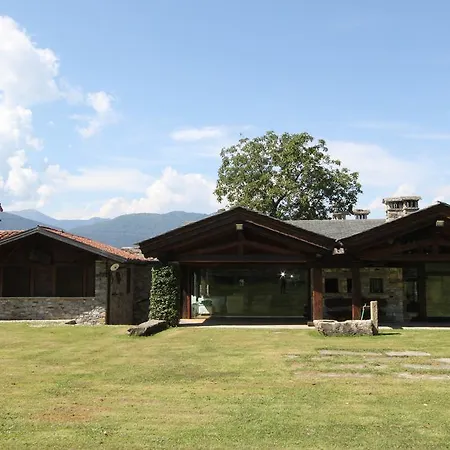 Luino Guest House
