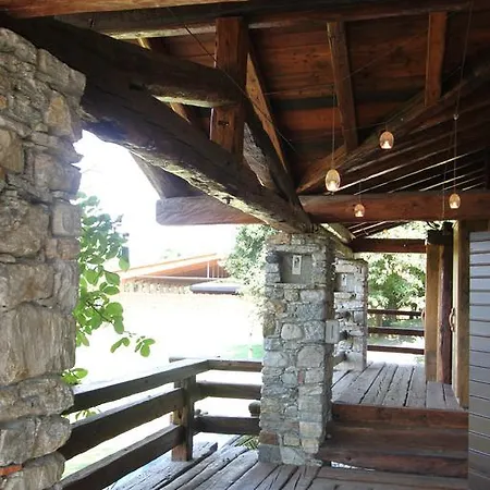 Luino Guest House * Luino