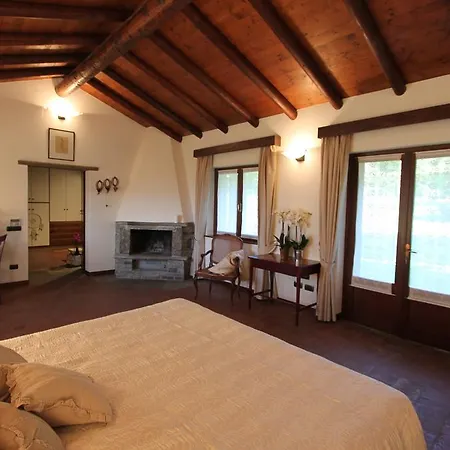Luino Guest House * Luino